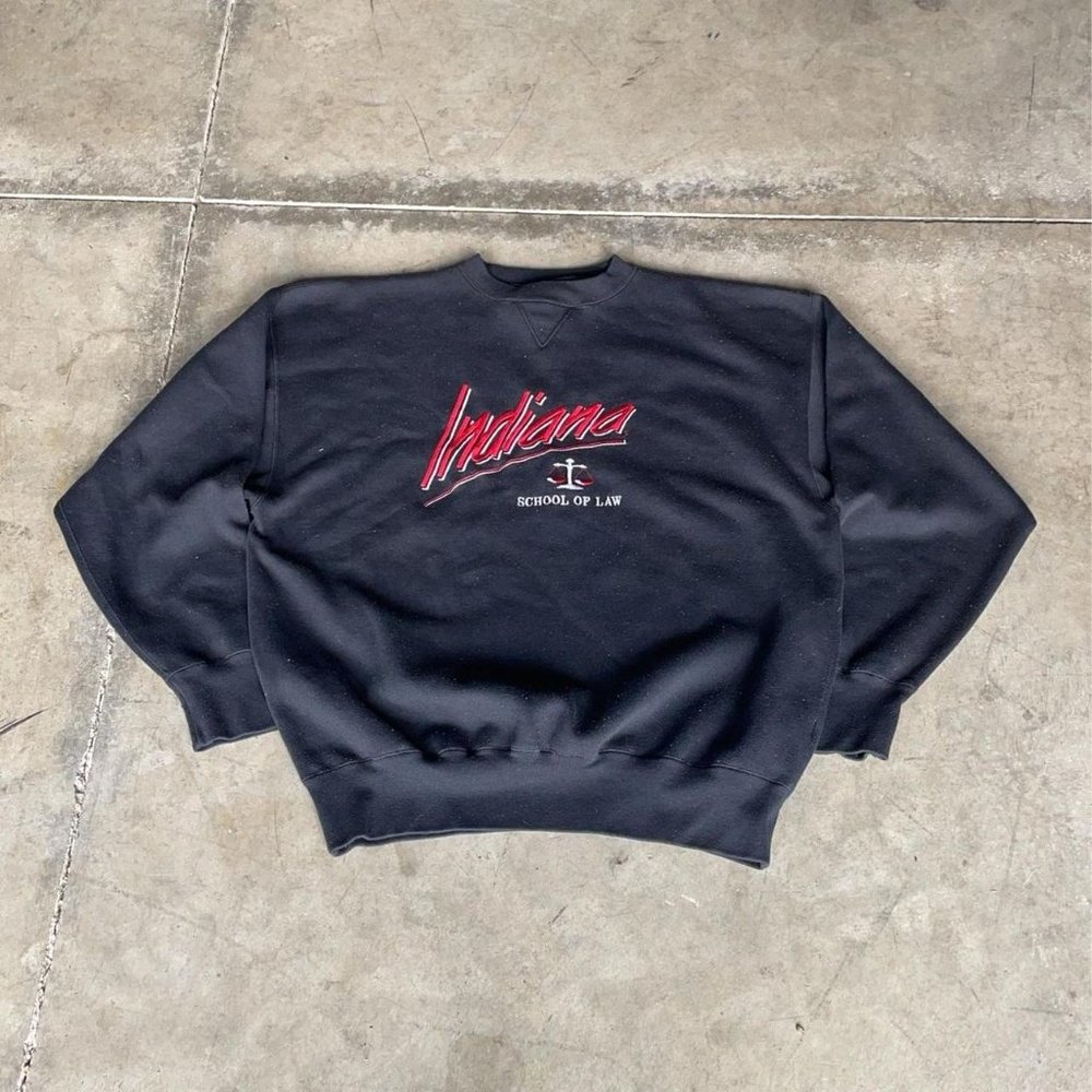 Vintage Indiana University Embroidered sweatshirt